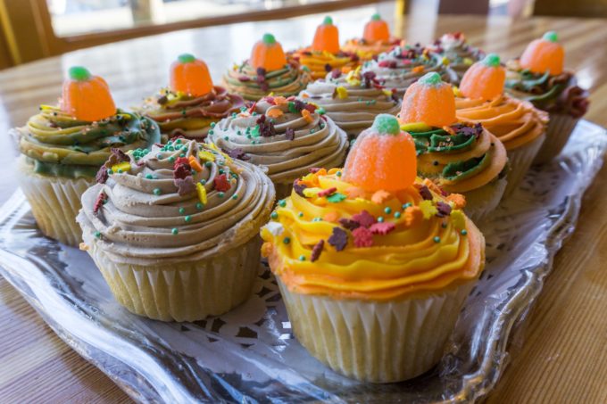 Fall coloured cupcakes