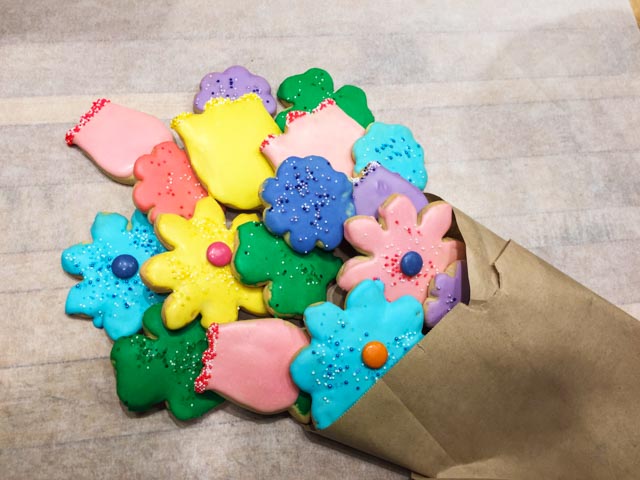 A Bouquet of Spring Sugar Cookies